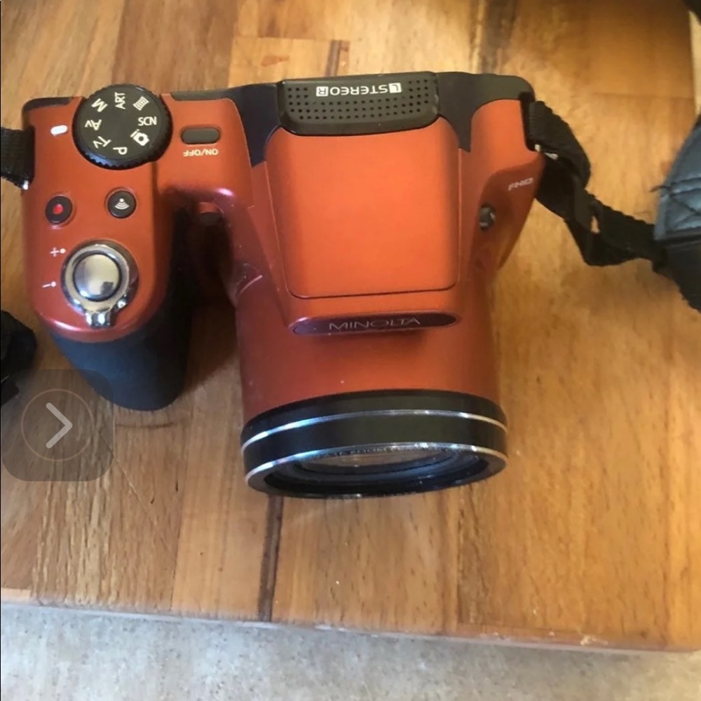 Minolta professional MN 35Z digital camera like New
